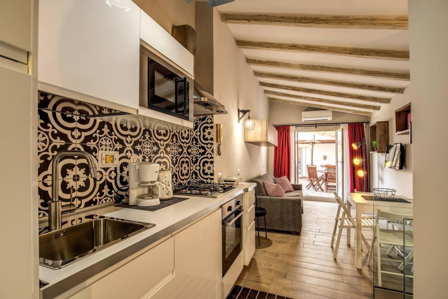 Attic With Terrace By Trevi Fountain Apartment Рим Екстериор снимка