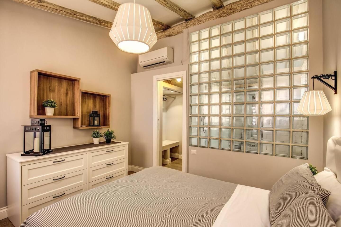 Attic With Terrace By Trevi Fountain Apartment Рим Екстериор снимка