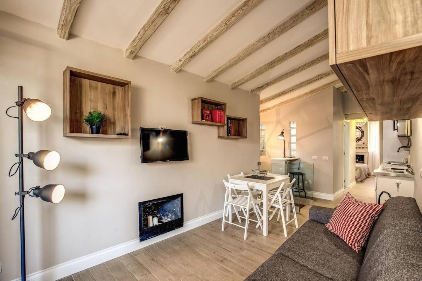 Attic With Terrace By Trevi Fountain Apartment Рим Екстериор снимка