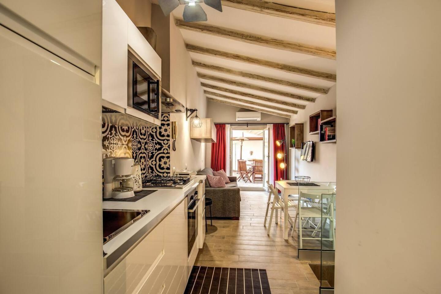 Attic With Terrace By Trevi Fountain Apartment Рим Екстериор снимка