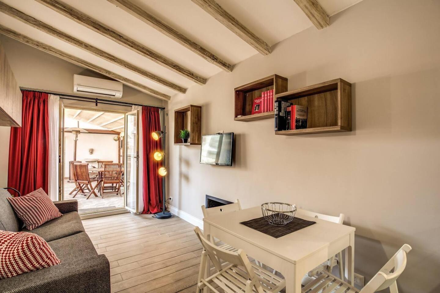 Attic With Terrace By Trevi Fountain Apartment Рим Екстериор снимка