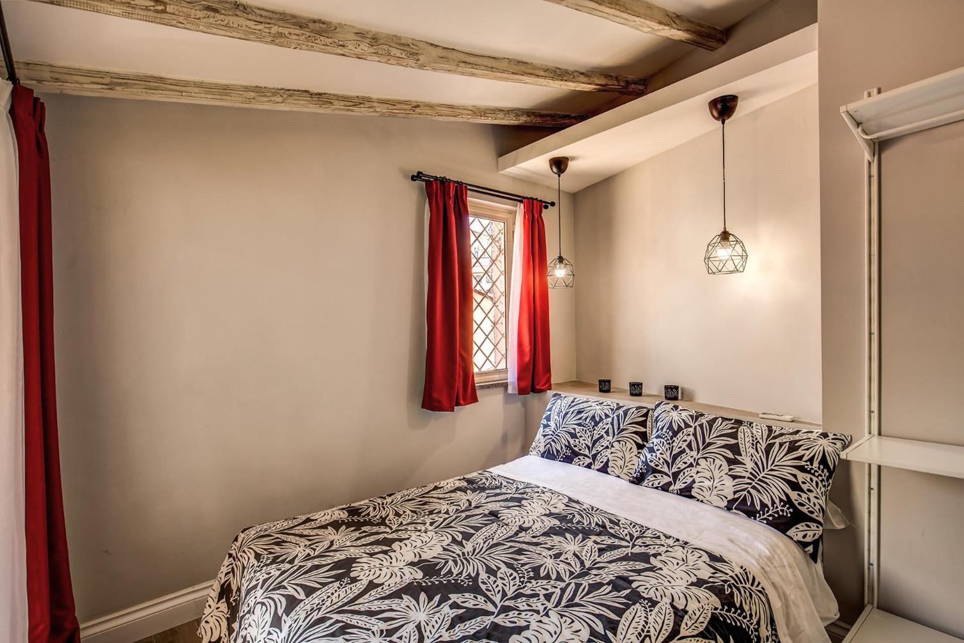 Attic With Terrace By Trevi Fountain Apartment Рим Екстериор снимка